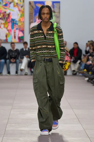 Look 43